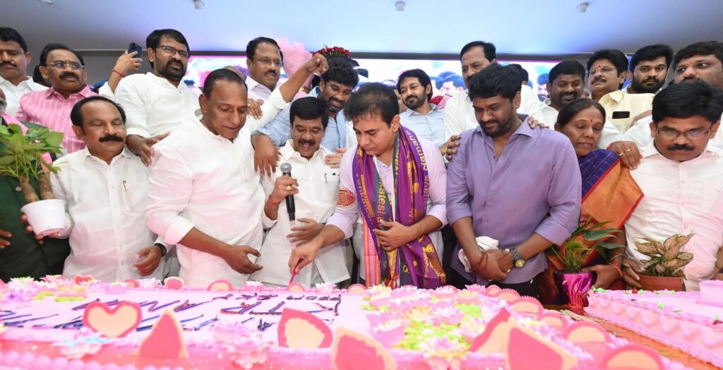 ఘనంగా కేటిఆర్ పుట్టినరోజు (వీడియో)- news10.app