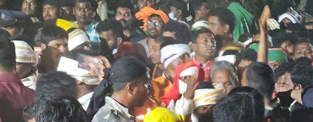 సమ్మక్క తల్లి వచ్చిందిలా.. సమ్మక్క తల్లి వచ్చిందిలా..- news10.app